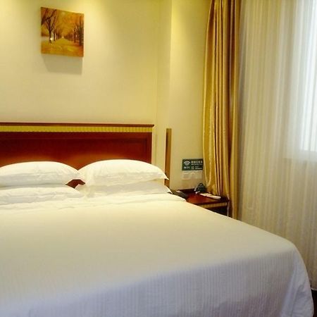 Greentree Inn Chongqing North Railway Station Express Hotel Zewnętrze zdjęcie